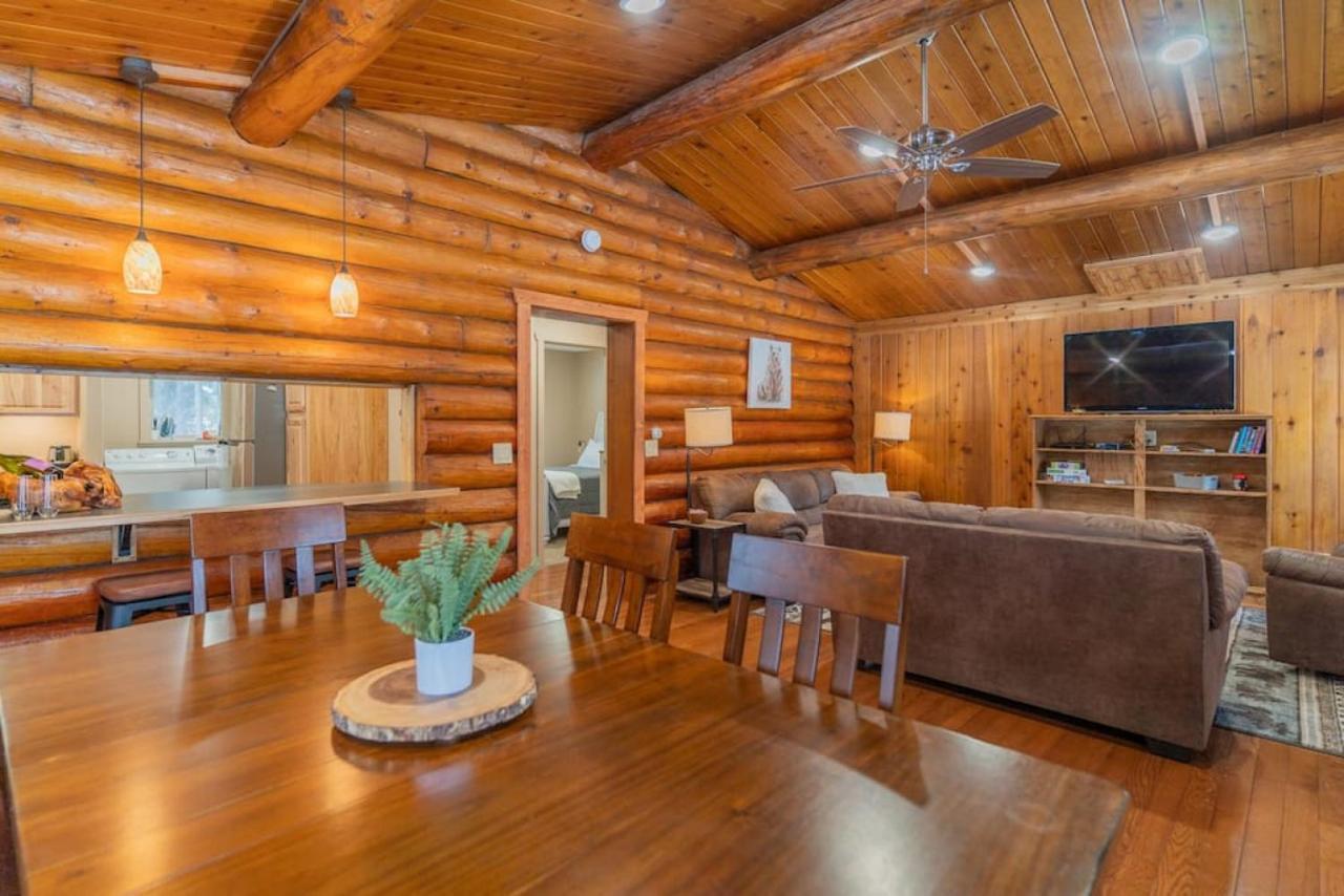 The Alaskan Dream Lodge Fairbanks Exterior photo